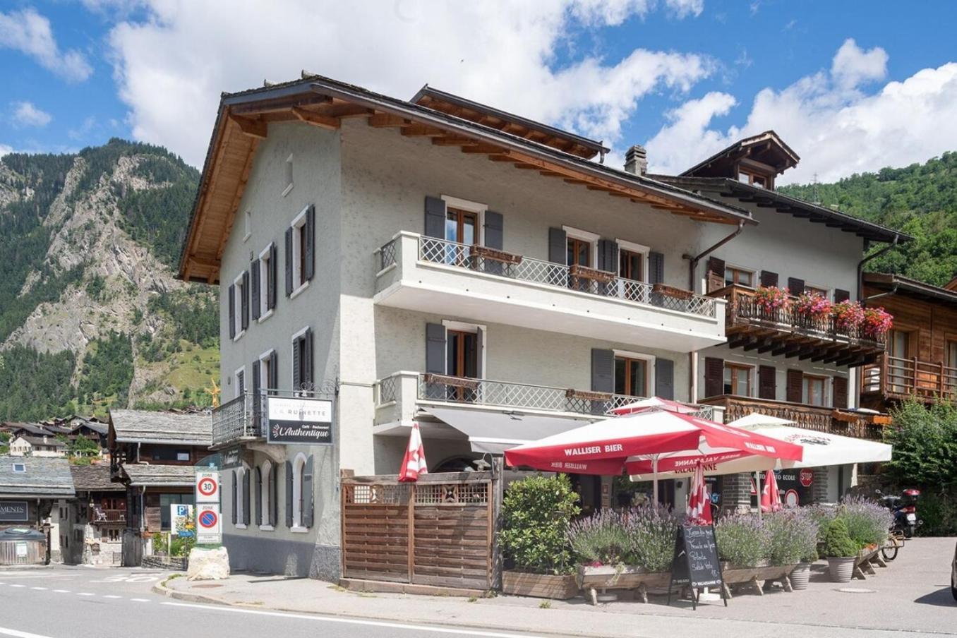 La Ruinette - Boutique Apartments Le Chable Exterior photo